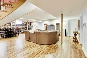 6642 N Kilbourn Ave, Lincolnwood, IL 60712 - Photo 56