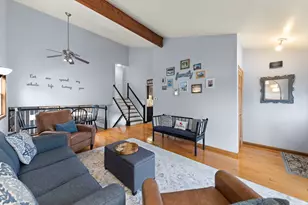 2630 White Barn Rd, Aurora, IL 60502 - Photo 4