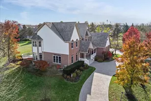 4588 Pamela Ct, Long Grove, IL 60047 - Photo 4