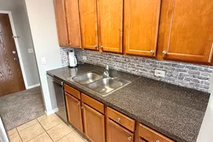 6010 Oakwood Dr, Lisle, IL 60532 - Photo 12