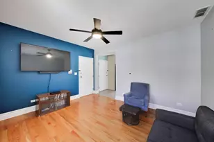 4722 N Kenneth Ave, Chicago, IL 60630 - Photo 8