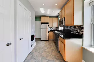 4722 N Kenneth Ave, Chicago, IL 60630 - Photo 10