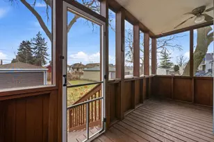 1627 S 14th Ave, Maywood, IL 60153 - Photo 32