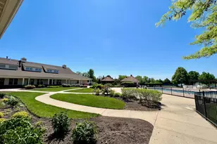 16346 Crescent Lake Dr, Crest Hill, IL 60403 - Photo 46