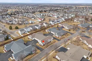 16346 Crescent Lake Dr, Crest Hill, IL 60403 - Photo 26