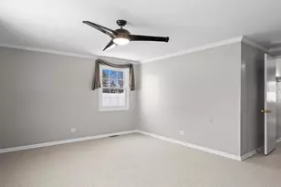 440 Burnt Ember Ln, Buffalo Grove, IL 60089 - Photo 24