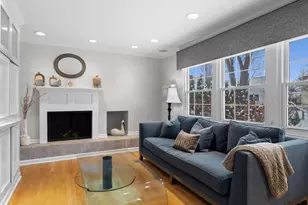 440 Burnt Ember Ln, Buffalo Grove, IL 60089 - Photo 8