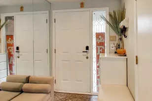 654 Picardy Cir, Northbrook, IL 60062 - Photo 2