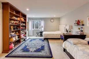 654 Picardy Cir, Northbrook, IL 60062 - Photo 14