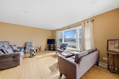 10107 Evans Drive, South Holland, IL 60473 - Photo 2