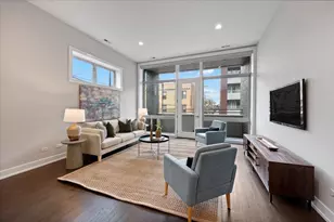 3024 W Armitage Ave, Chicago, IL 60647 - Photo 2