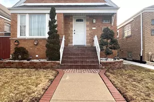 7125 S Hamlin Ave, Chicago, IL 60629 - Photo 1