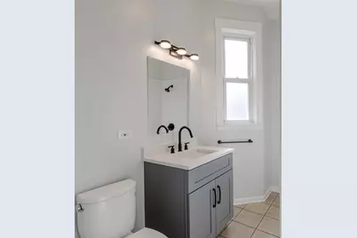 3323 W Potomac Avenue, Chicago, IL 60651 - Photo 16