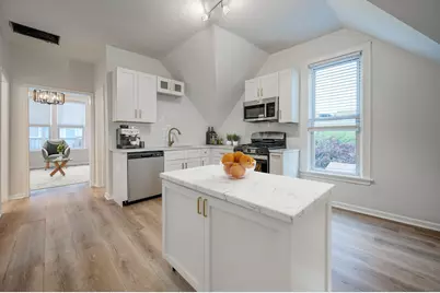 3323 W Potomac Avenue, Chicago, IL 60651 - Photo 24