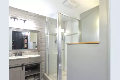 [Address not provided], Lakemoor, IL 60051 - Photo 18