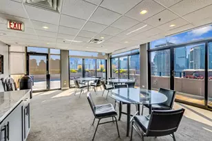 435 W Erie St, Chicago, IL 60654 - Photo 46