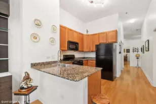 8 W Monroe St, Chicago, IL 60603 - Photo 10