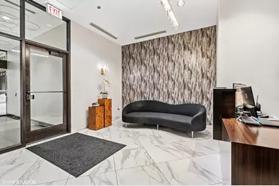 8 W Monroe Street #507, Chicago, IL 60603 - Photo 2