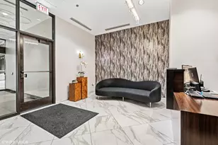 8 W Monroe St, Chicago, IL 60603 - Photo 2