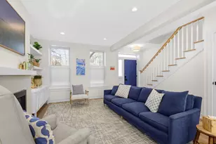 2037 W McLean Ave, Chicago, IL 60647 - Photo 4