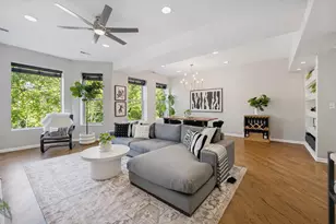 835 W Belle Plaine Ave, Chicago, IL 60613 - Photo 6