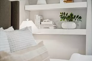 835 W Belle Plaine Ave, Chicago, IL 60613 - Photo 24