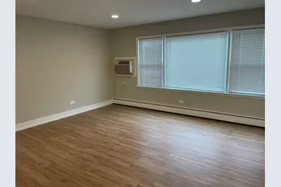 7541 S Roberts Road #4, Bridgeview, IL 60455 - Photo 6