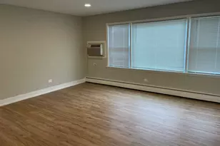 7541 S Roberts Rd, Bridgeview, IL 60455 - Photo 6