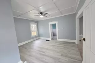 313 W 6th St, Dixon, IL 61021 - Photo 12