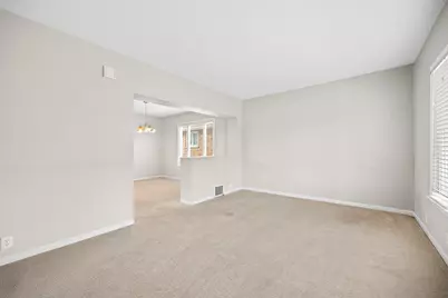 6152 S Austin Avenue, Chicago, IL 60638 - Photo 8