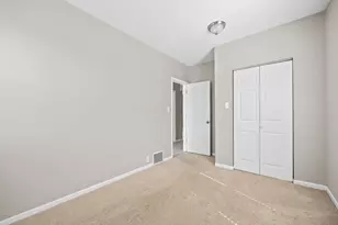 6152 S Austin Ave, Chicago, IL 60638 - Photo 18