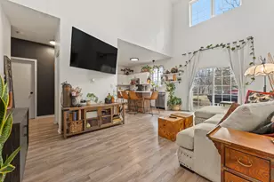 1124 Colonial Dr, Joliet, IL 60432 - Photo 6