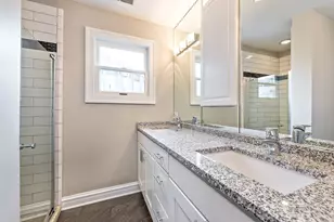 1519 N Elk Grove Ave, Chicago, IL 60622 - Photo 12