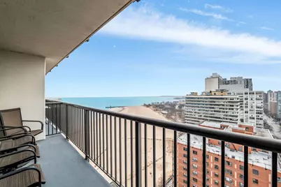 5855 N Sheridan Road #21J, Chicago, IL 60660 - Photo 10