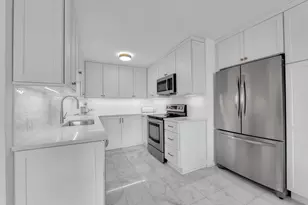 5855 N Sheridan Rd, Chicago, IL 60660 - Photo 4