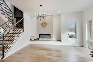 280 Blackhawk Rd, Riverside, IL 60546 - Photo 10