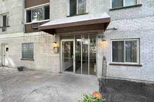 1441 W Farwell Ave, Chicago, IL 60626 - Photo 2