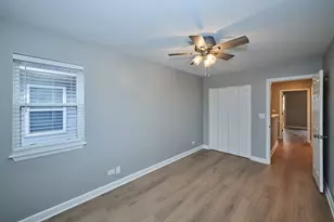 1506 E 72nd Pl, Chicago, IL 60619 - Photo 24