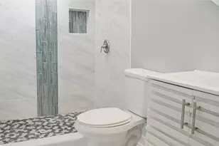 1506 E 72nd Pl, Chicago, IL 60619 - Photo 18