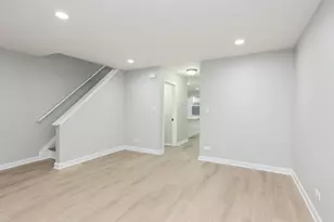 1506 E 72nd Pl, Chicago, IL 60619 - Photo 6