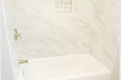 1506 E 72nd Place, Chicago, IL 60619 - Photo 12