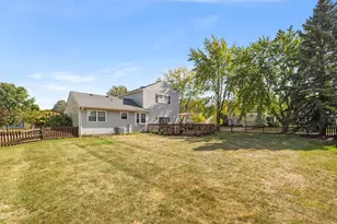 2S030 Bristol Ln, Warrenville, IL 60555 - Photo 30