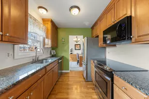 2S030 Bristol Ln, Warrenville, IL 60555 - Photo 10