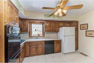 14 N Wisconsin Avenue, Addison, IL 60101 - Photo 8