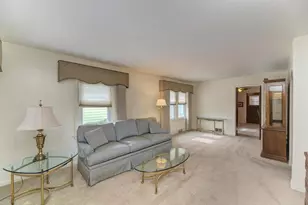 14 N Wisconsin Ave, Addison, IL 60101 - Photo 4