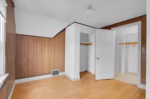 9232 S Essex Ave, Chicago, IL 60617 - Photo 18