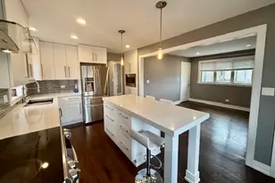 3432 N Ozanam Ave, Chicago, IL 60634 - Photo 6