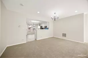 530 Conservatory Ln, Aurora, IL 60502 - Photo 4