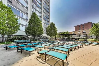 3930 N Pine Grove Avenue #809, Chicago, IL 60613 - Photo 20