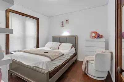 4901 N Marmora Avenue, Chicago, IL 60630 - Photo 14